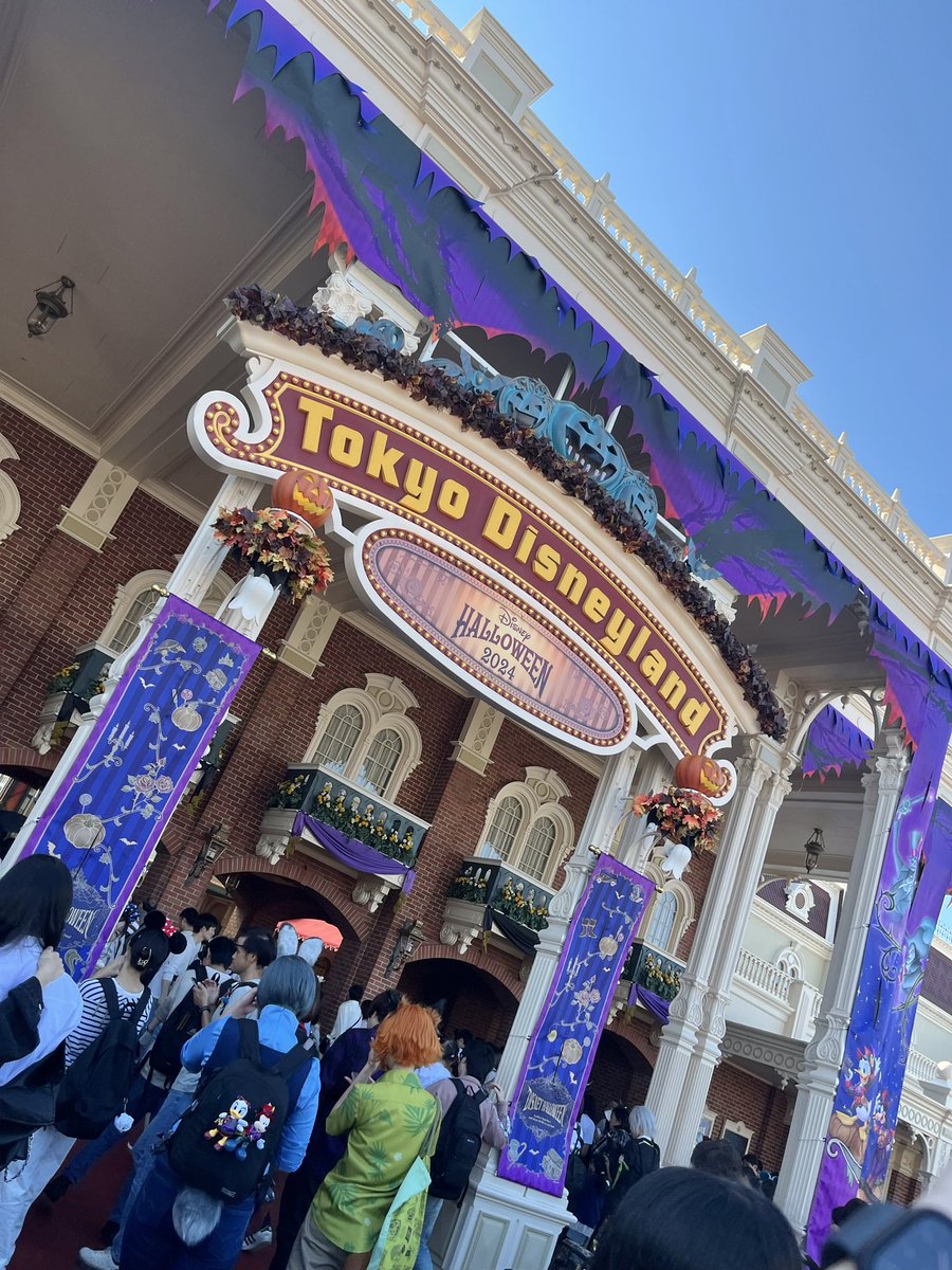 ritosandao's tweet photo. 最近のお出かけ
ひっっっさびさに🏰行ったんだけど、んまぁ🎃てこともあり激混み‼️ﾜｧ
バズ乗り納めしてきた✌️相変わらずボロくそな点数だった✌️楽しかった、ありがとうバズ👩🏻‍🚀 https://t.co/dtkM5Vd1sc