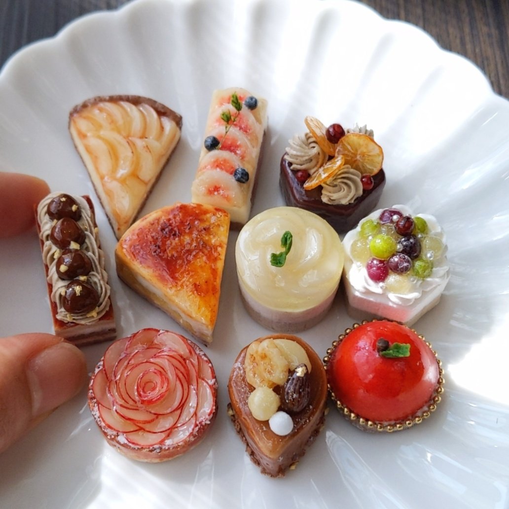 shiro_tetu_'s tweet image. こんばんは
最近は秋の新作を作っていました。
シブーストのキャラメリゼがいい感じに仕上がってます
もうすぐ販売予定です🍁