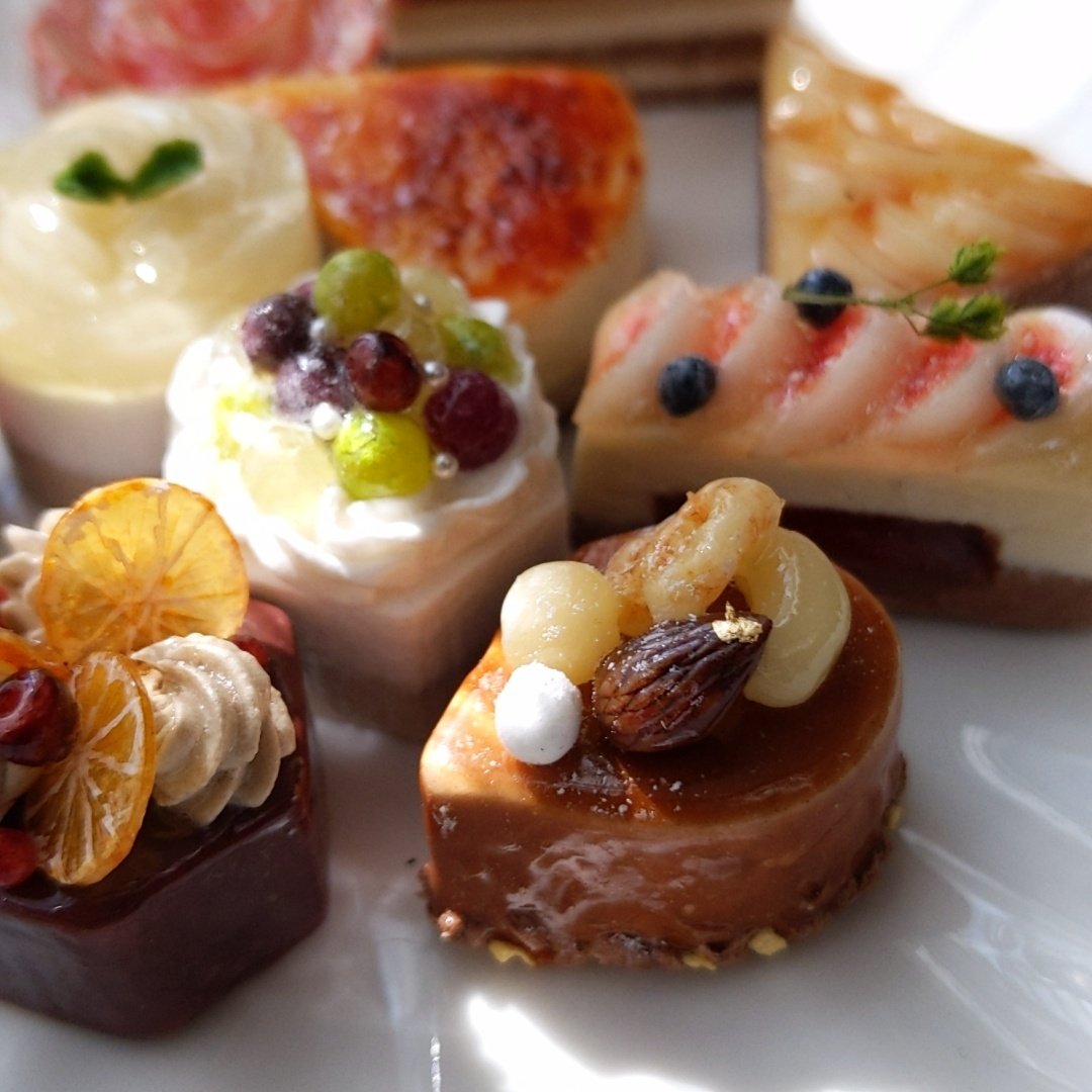 shiro_tetu_'s tweet image. こんばんは
最近は秋の新作を作っていました。
シブーストのキャラメリゼがいい感じに仕上がってます
もうすぐ販売予定です🍁