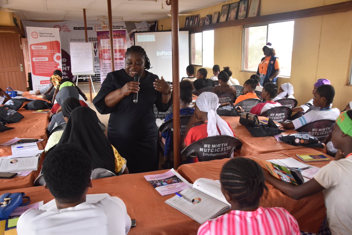 ValueFemaleNet's tweet photo. Day 3 of #OsunGESP is in full swing Dr. Foluke is now leading a powerful session on:
✨ Sexuality and Rights
✨ Society and Sexuality
✨ Religion and SexualityImportant conversations that equip the girls with knowledge and confidence!#GirlEmpowerment #UNFPA #ValueFemaleNetwork https://t.co/cY5x2CKPjz