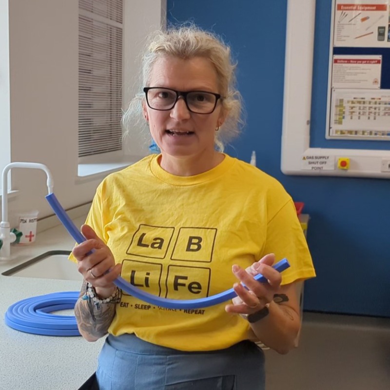 LaBLiFeUK's tweet photo. 📢 NEW video: Introducing EnduraFlex Bunsen Burner Tubing with LaBLiFe ambassador and chemistry magician Emma Dent 🔥⏹️
🎬 Watch now: https://t.co/Fkv2kRfXFF
Explore more: https://t.co/fo3gBiswDu
#LaBLiFe #chemistry #ScienceTwitter #labware