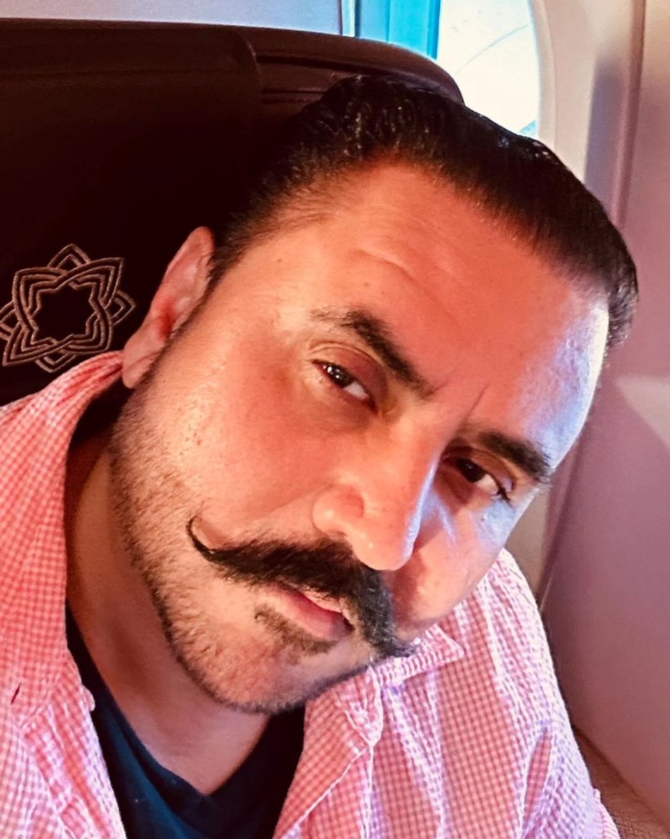 TheHariVishnu's tweet photo. Bringing stories to life, one character at a time.

#actor #model #hollywood #film #actress #love #actorslife #actingislove #harivishnu #moviedistributor #filmdistribution #filmfestival #actor #filmproduction #filminvestor #actorslife #upcomingfilms #moviemaking https://t.co/qeT4rKBt8a