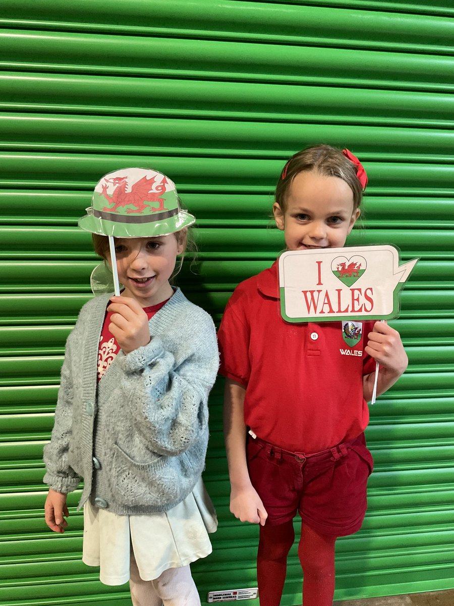 Blwyddyn 2 Cross Ash tweet media