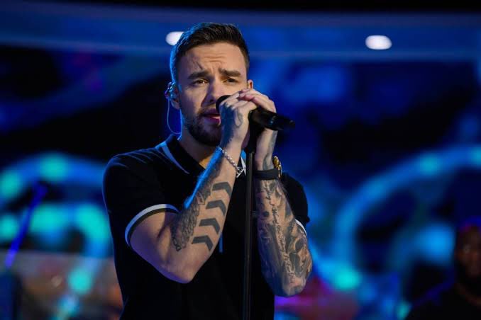 yogurljo_'s tweet photo. “With half an arrow in my chest” 
Rest in Peace, Liam Payne. 🕊️💔

#RIPLiam #RIPLiamPayne #LiamPayne https://t.co/L1EMX62xvJ