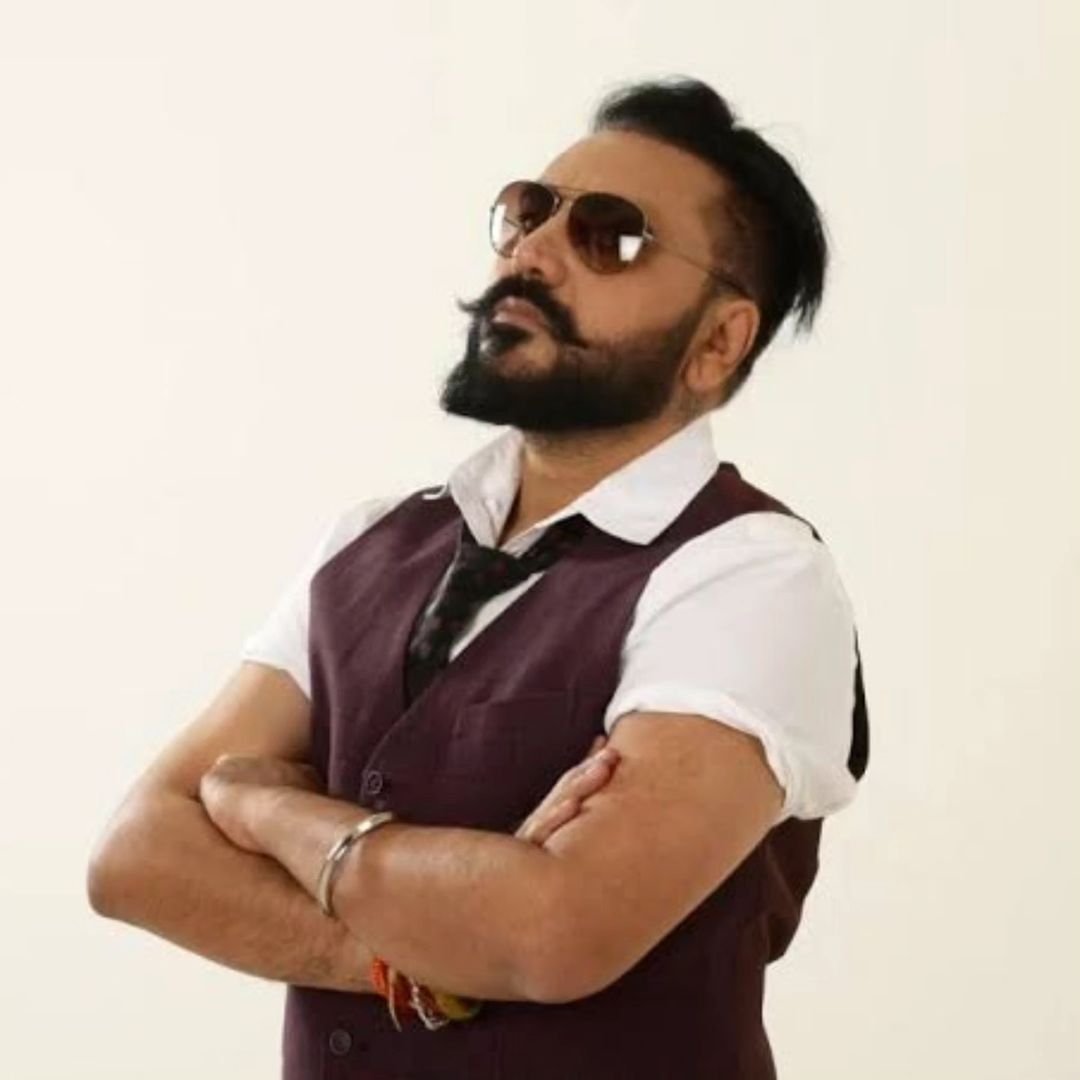 TheHariVishnu's tweet photo. Turning dreams into reality! 🌟

#actor #model #hollywood #film #actress #love #actorslife #actingislove #harivishnu #moviedistributor #filmdistribution #filmfestival #actor #filmproduction #filminvestor #actorslife #upcomingfilms #moviemaking https://t.co/JRd6qlfCQL