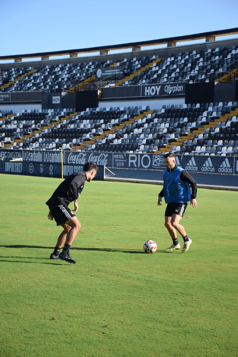 CD Badajoz tweet media