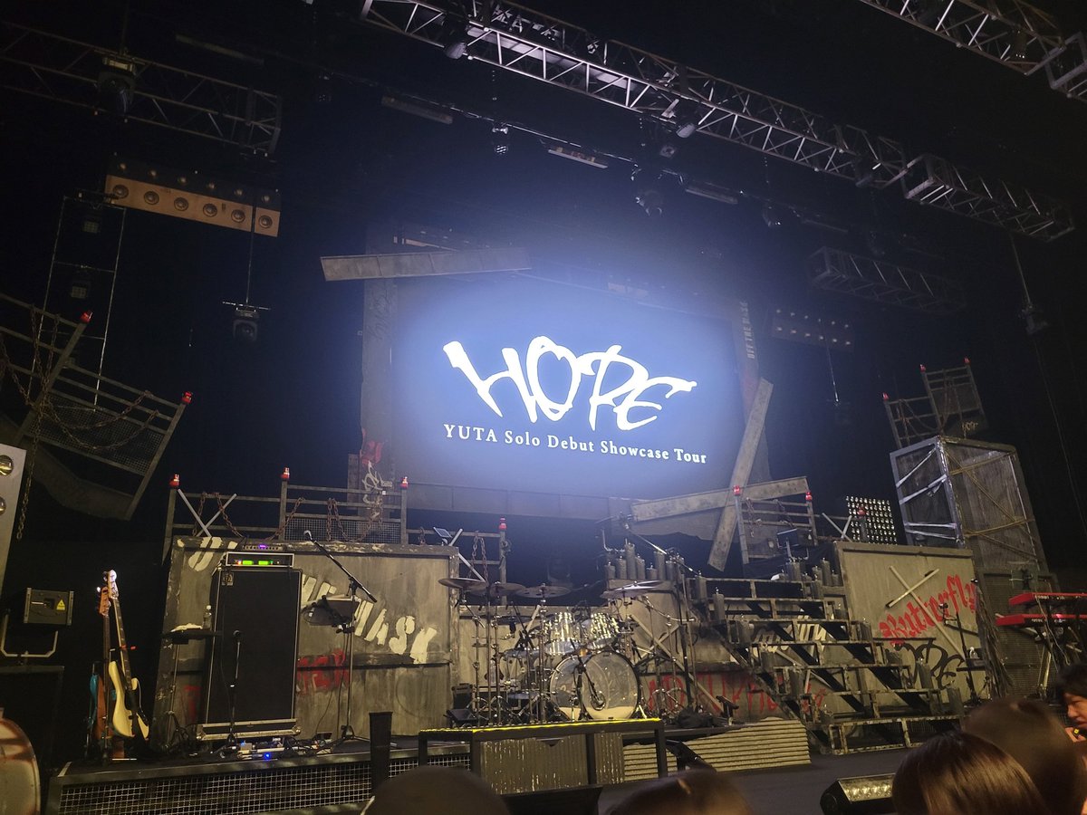 ck_fourkey's tweet photo. 毛穴まで拝んできました https://t.co/3cVIgopu9E