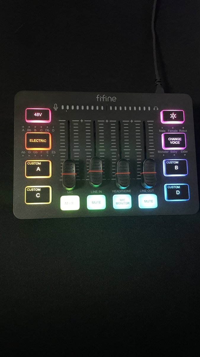 papaneko0626's tweet photo. Fifine(@fifinejp)様から
オーディオミキサーAmpliGame SC3
ダイナミックマイクAmpliGame AM8
をご提供いただきました!
コスパ️、音質、ノイズキャンセル👌´-と言う事みたいなので、楽しみです🥰
動画レビューは、ち、近いうちTiktokにて公開予定としております
#fifine #jpfifine
@fifinejp https://t.co/2r2a17r2r2