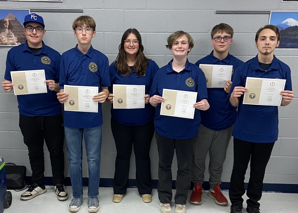 SandyGurss's tweet photo. PRHS Scholars Bowl Team Members from 2023-2024 received KSHSAA awards for Distinguished Academic Achievement for having a team GPA of  3.25-4.00. Congratulations! Ram Nation is PRoud of you! @USD449 https://t.co/ZAFavE4ewk