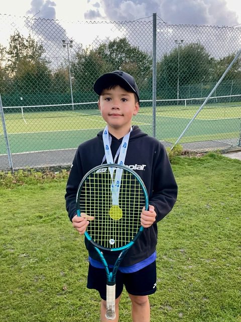 Congratulations to Oscar who was playing a year up and braved the hail to win the G4 10u tournament on Sat 12th Oct!🎾🏆A fantastic effort!