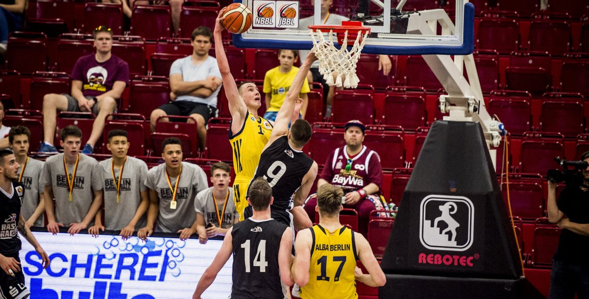 Throwback Thursday: Franz Wagner’s Monster-Dunk zum Titel! Zukünftig werfen wir in unserer #TBT-Serie einen Blick auf die Highlights der NBBL- und JBBL-Geschichte! Heute: #FranzWagners unglaublicher Dunk im NBBL-Finale 2018! Wer erinnert sich noch an diesen Wahnsinnsdunk? #NBBL
