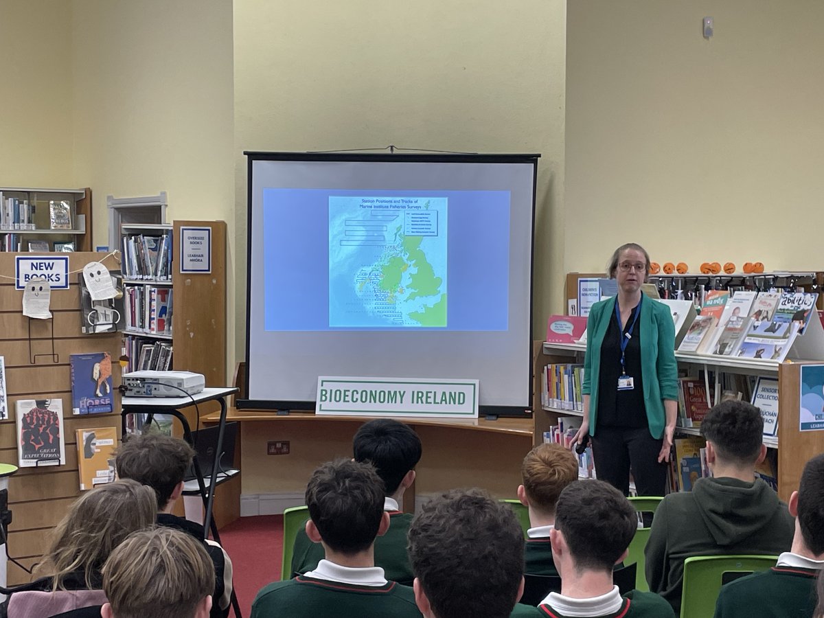 OranmoreLibrary's tweet photo. This week is Bioeconomy Ireland Week &amp; we had Dr. Julia Calderwood from the Marine Institute give a talk this morning on Fish &amp; Chips &amp; Biodiversity to TY students from Calasanctius College.

#IrishBioeconomyWeek #GalwayLibraries100
@MarineInst  @LibrariesGalway @MarineBEACON_EU https://t.co/ghI6Wmgh2u