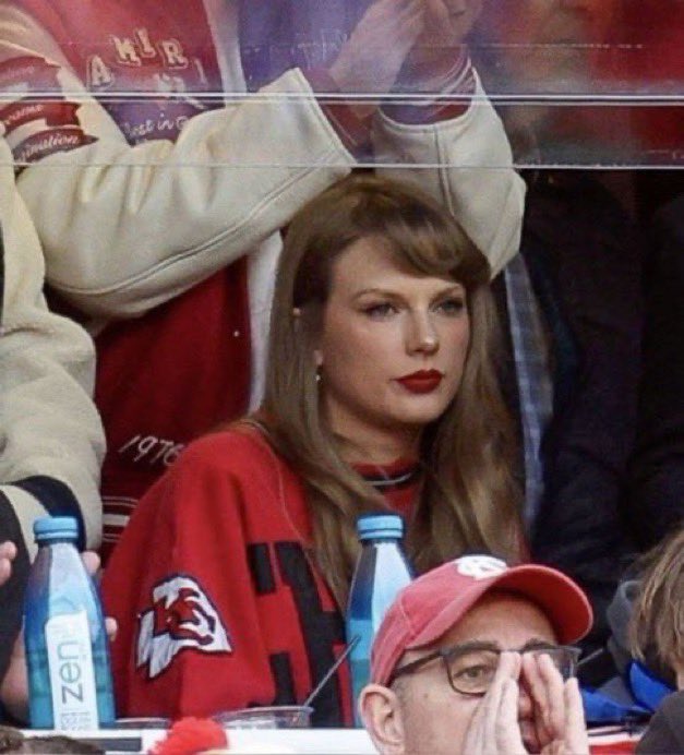 the eras tour is 
back tomorrow                                it’s the final leg