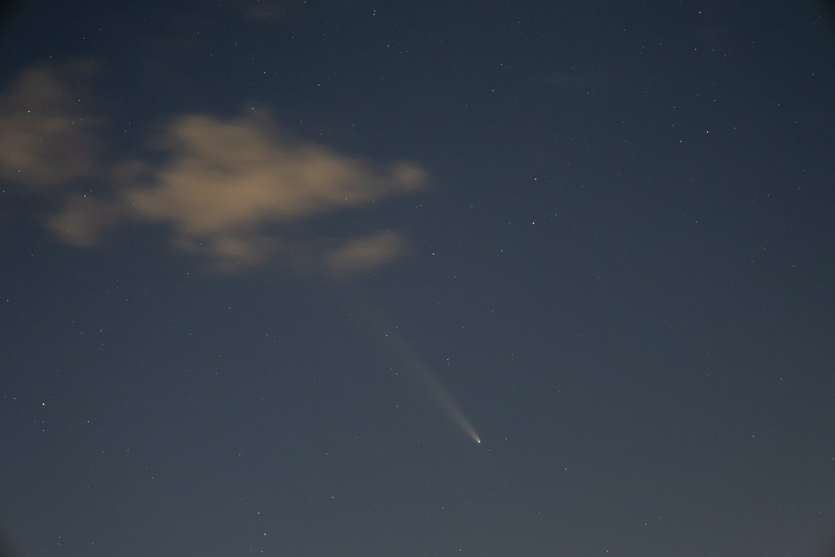 RASCNiagara's tweet photo. Last night was the first night that Comet Tsuchinshan-ATLAS could be easily seen from Niagara. Several Niagara Centre members found it after 7:15 p.m.  with binoculars, phones and the naked eye. For the next few nights, look west around 8 p.m. to catch a view https://t.co/ldT9XeKlbJ
