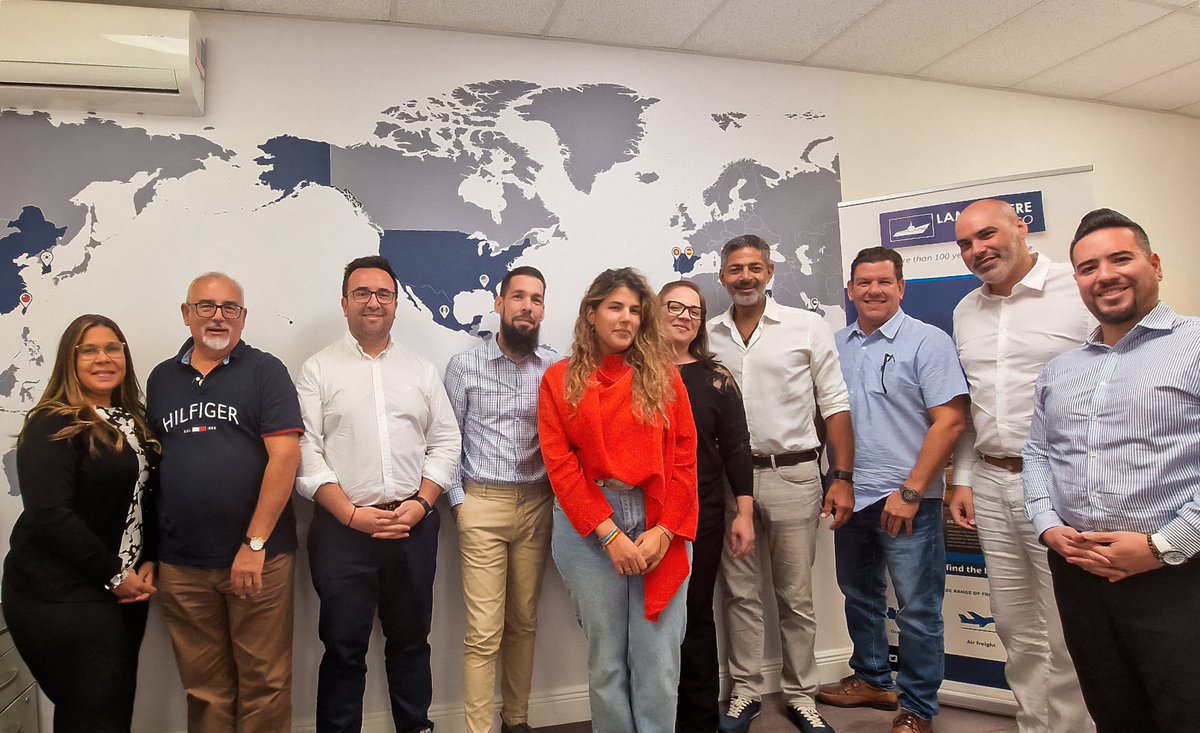 LamaignereSpain's tweet image. La 𝐠𝐥𝐨𝐛𝐚𝐥𝐢𝐝𝐚𝐝 𝐲 𝐞𝐱𝐜𝐞𝐥𝐞𝐧𝐜𝐢𝐚 en todos nuestros servicios de #transporte y #logísticos implica 𝑐𝑜𝑛𝑒𝑥𝑖𝑜́𝑛 𝑦 𝑐𝑜𝑚𝑢𝑛𝑖𝑐𝑎𝑐𝑖𝑜́𝑛 entre todas nuestras oficinas.

𝐂𝐡𝐢𝐥𝐞 𝐲 𝐄𝐠𝐢𝐩𝐭𝐨 visitan las instalaciones de Lamaignere USA en Miami.