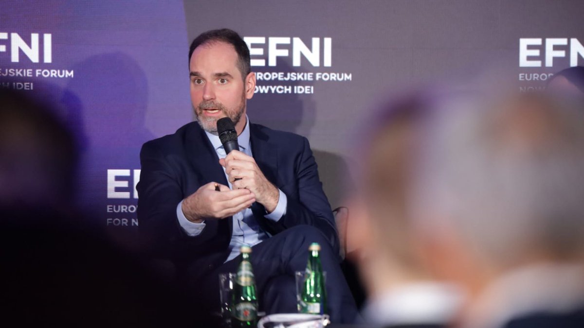 MRiTGOVPL's tweet image. Wiceminister @ignacyn na @EFNI_Poland: 💬 #EPBD nie nakłada zobowiązań na osobę prywatną, a na państwo. To państwo musi stworzyć takie warunki, by spełnić zapisane w dyrektywie cele.