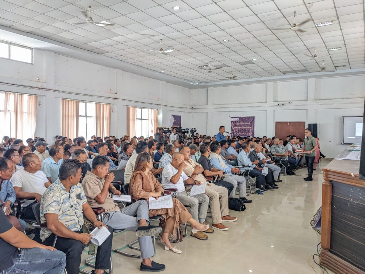 JakhaluHekani's tweet photo. What a joy to meet so many village leaders from Dimapur,Chumukedima &amp; Niuland Dist at the #PMVishwaKarma onboarding Mela at DC office Chumukedima. Together we will help our artisans &amp; craftsmen to become successful micro entrepreneurs with sustainable livelihood. @Neiphiu_Rio https://t.co/KtgdTN5ZXV