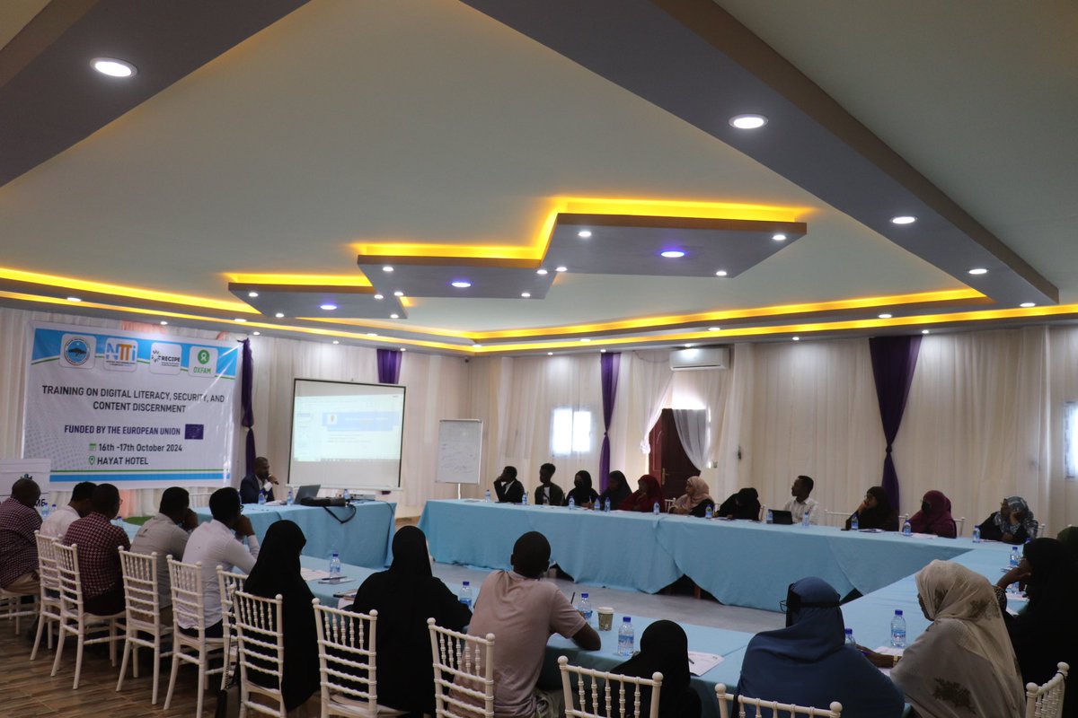 NttiSomalia's tweet photo. We successfully concluded a 2-day training on Digital Literacy, Security, and Content Discernment with @SONSA_NSA  at @NttiSomalia. 
It was great to bring together #CSOs, community members, and key stakeholders to promote digital inclusion and ensure everyone is included. https://t.co/LP2h5QhwwF
