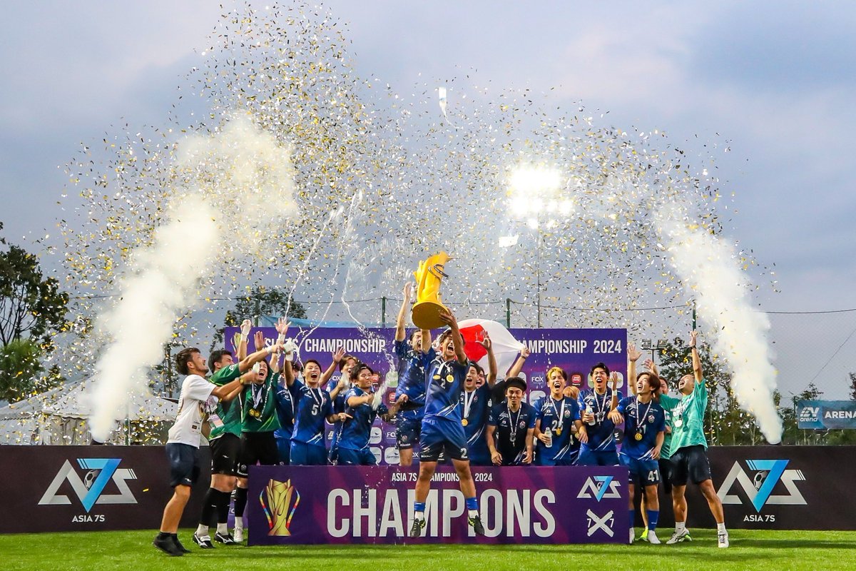 monster_m617's tweet photo. 【Asia 7's championship 2024】
#ソサイチ日本代表 🇯🇵
🏆アジアチャンピオン🏆

みんなの応援のおかげでアジアの戦いを制することができました。
そしてなにより、どの国よりも熱く頼もしい仲間に支えられて優勝を掴み取ることができました。
みんな愛してるぜ！！本当にありがとう！ https://t.co/7GilpWf9HH