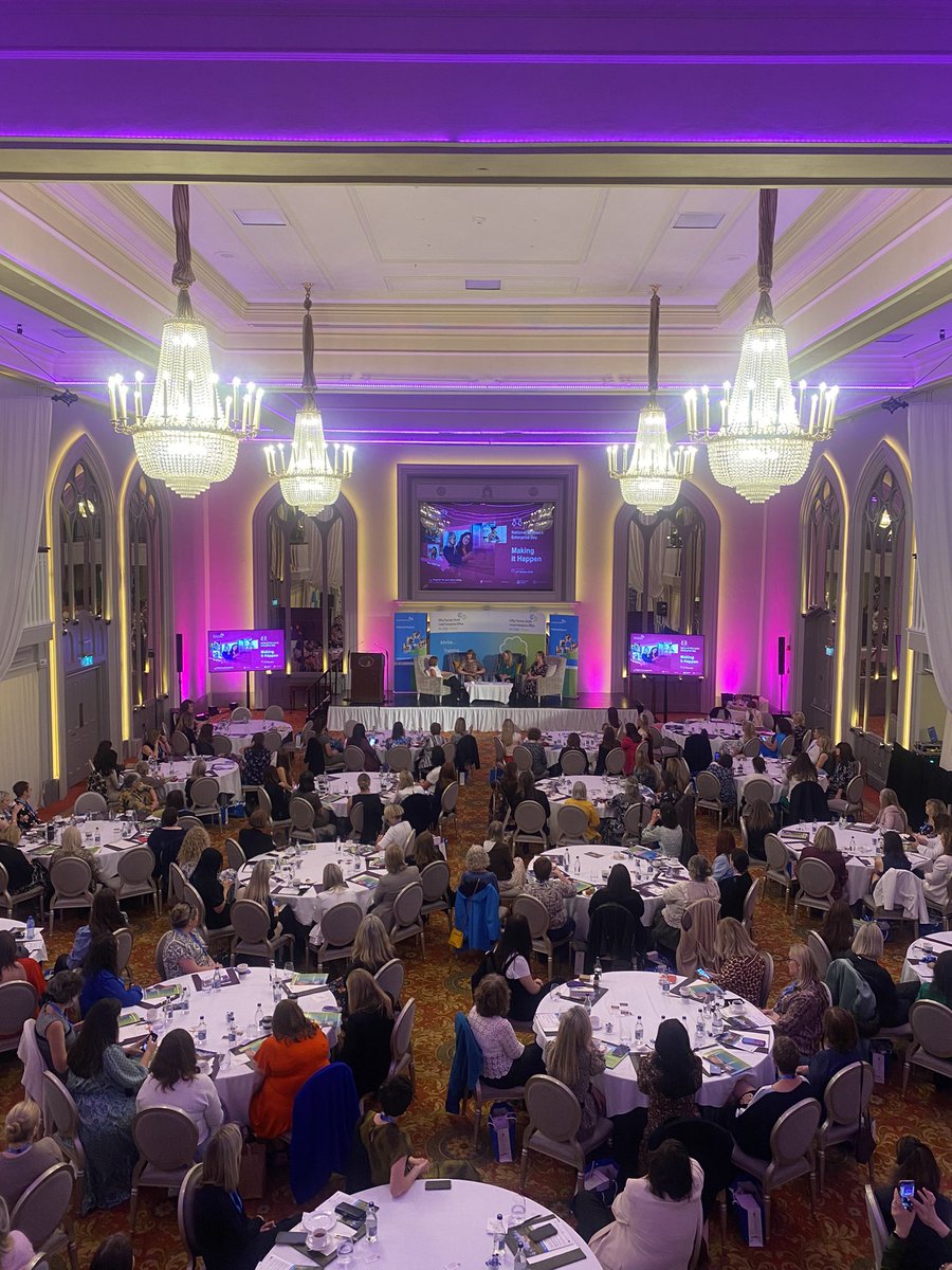 LEOCountyClare's tweet photo. Our panelist Hannah Wrixon of @KellaLeadership ‘Having a transferable skill is vital in business ’ #NWED https://t.co/bfhQ9Mmkrf