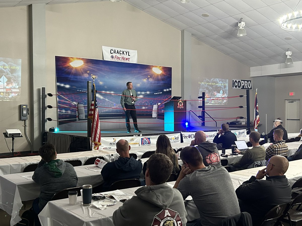 CRACKYL Magazine tweet media