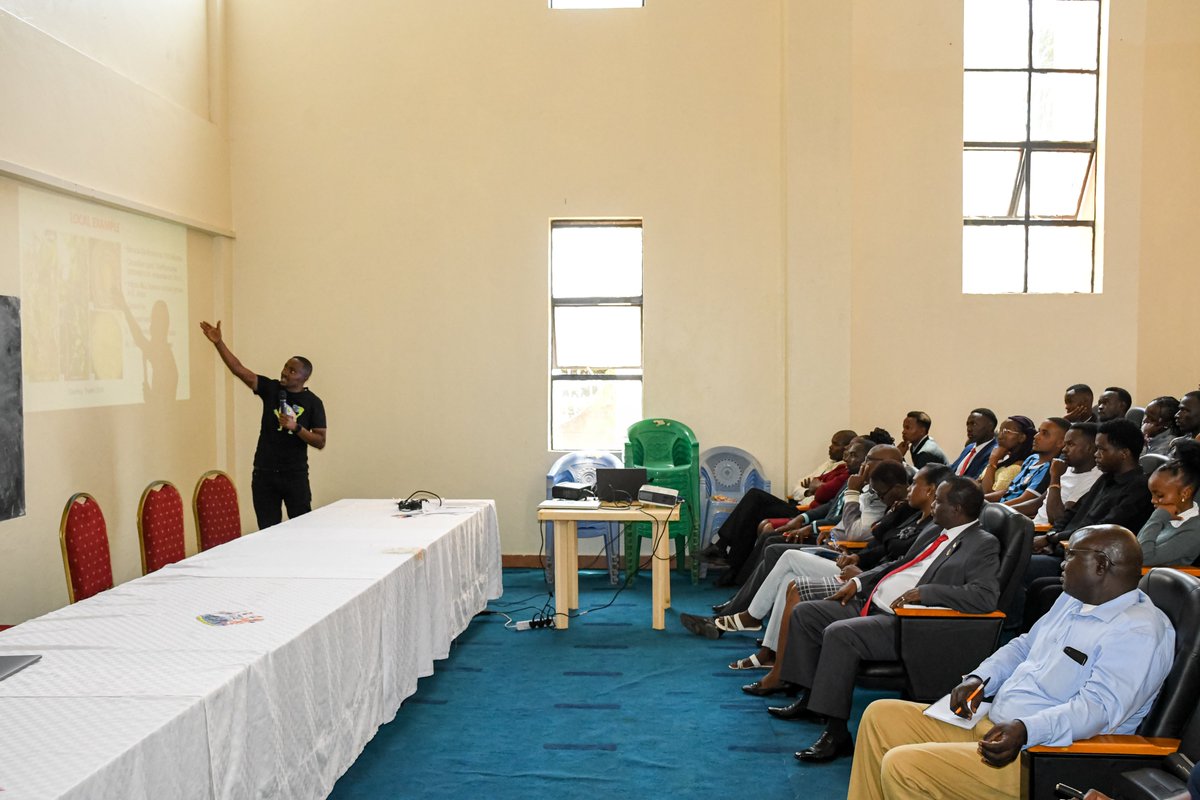 chuka__uni's tweet photo. On October 17, 2024, the Faculty of Science and Technology hosted a comprehensive workshop on genetically modified organisms (GMOs) for staff and students. #knowledgeiswealth https://t.co/eeqb4XdzUq