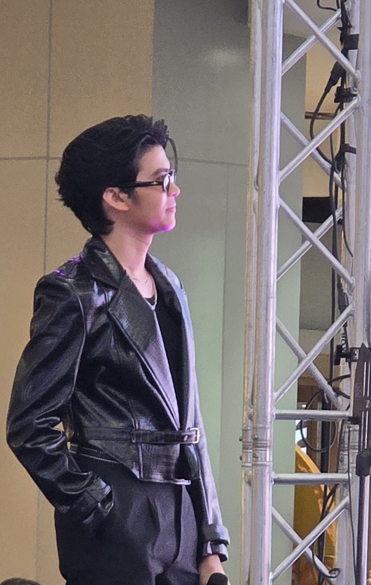 nont_pra's tweet image. ยืนเฉยๆ​ ยัง​ เทร่รรรรรรรรรรร
#ToSNxNONT #NONTTANONT   #TreeOfSavior  #ToSNeverland