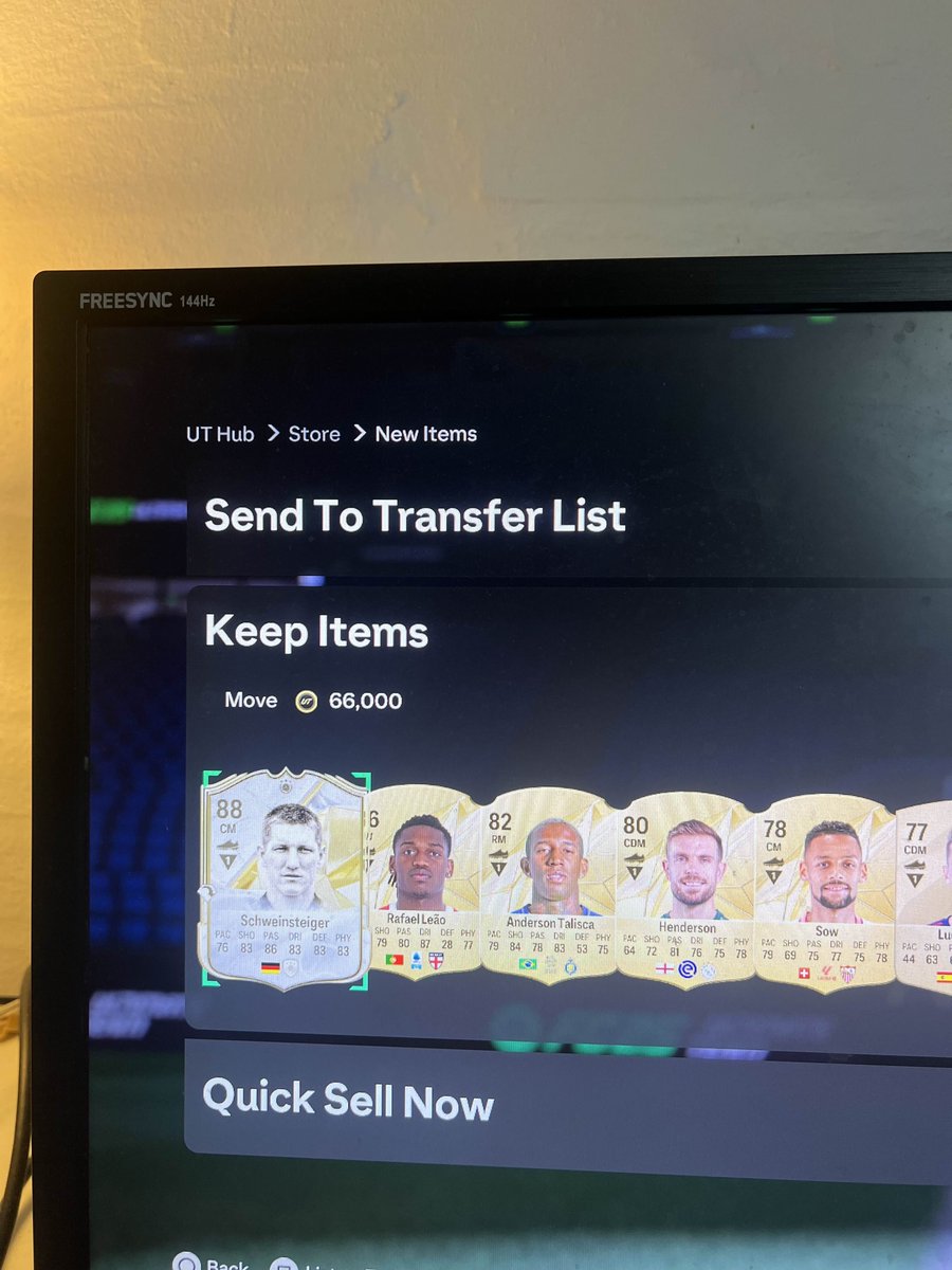 suntiger900's tweet photo. @fifa_romania div 3 megapack https://t.co/GeOmJQcvEk