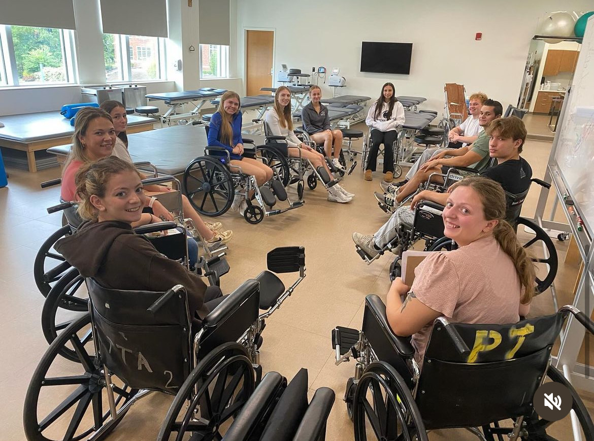 October is #NationalPhysicalTherapyMonth! We're celebrating our amazing Penn State Mont Alto PTA students who are gaining hands-on experience with the latest tech to help patients move, heal and thrive. Shoutout to our future PTAs! #WeAre #PTA #PennStateMontAlto