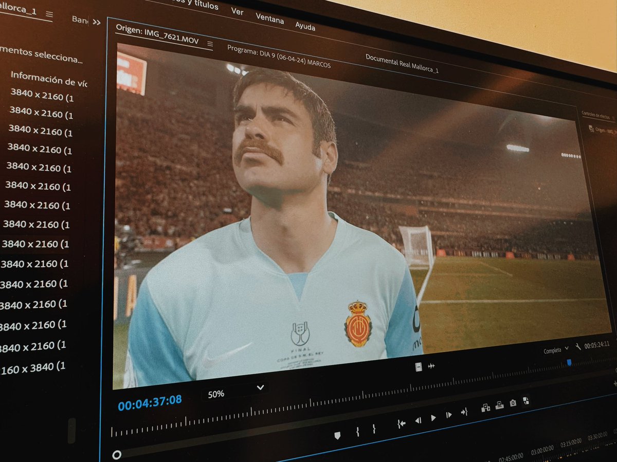 Marcos Cabotá 🎬 (@marcoscabota) on Twitter photo El <a href="/RCD_Mallorca/">RCD Mallorca</a> ya ha anunciado lo que tenía ganas de contar. A finales de año habrá película sobre la Final de la Copa del Rey. Seguimos en la sala de montaje dándole vueltas al material que tenemos, para regalaros el mejor documental posible.
Va a ser BRUTAL. ❤️🖤 El <a href="/RCD_Mallorca/">RCD Mallorca</a> ya ha anunciado lo que tenía ganas de contar. A finales de año habrá película sobre la Final de la Copa del Rey. Seguimos en la sala de montaje dándole vueltas al material que tenemos, para regalaros el mejor documental posible.
Va a ser BRUTAL. ❤️🖤