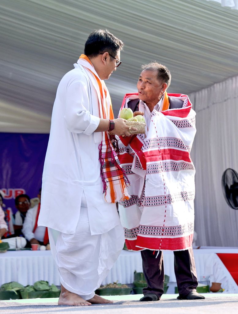 rsapam's tweet photo. Attended the festival of Mera Hou Chongba -2024 , a traditional Manipuri  festival that celebrates the unity and brotherhood among the people of Manipur .
May this auspicious occasion bring  joy, prosperity, and harmony to all the people of Manipur .
@narendramodi
@NBirenSingh https://t.co/u7qG1D8nRA