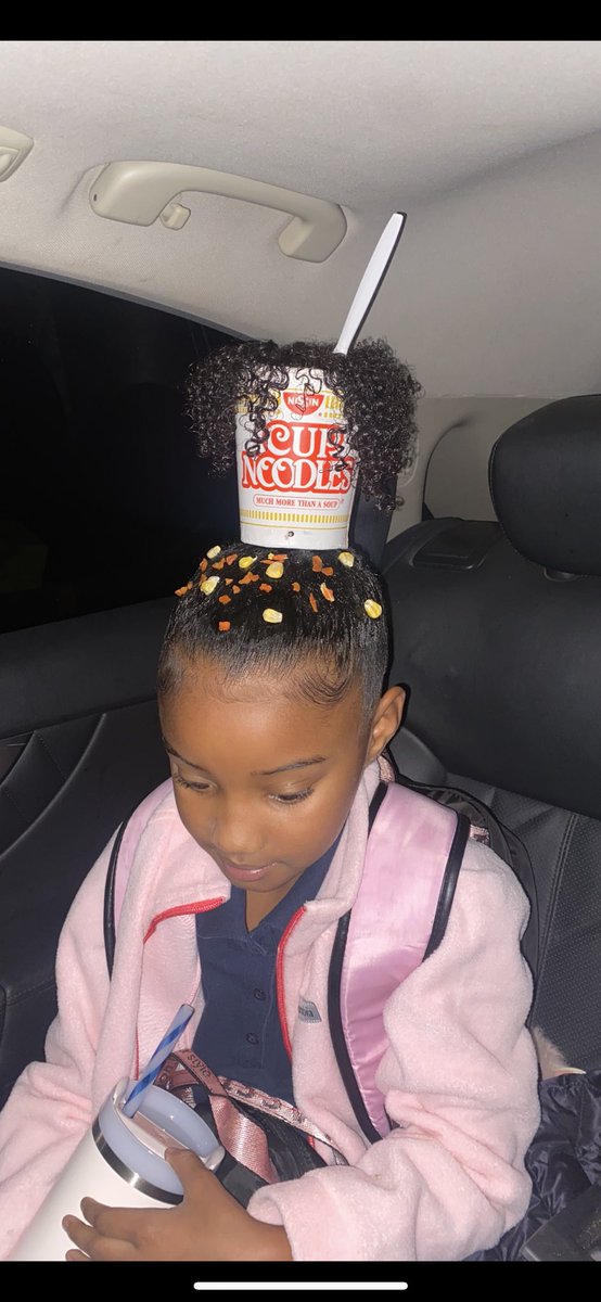 _suegorgeous's tweet photo. Crazy hair day at school.  I think she won 😮‍💨🥰 https://t.co/OFLNDZ33Dr