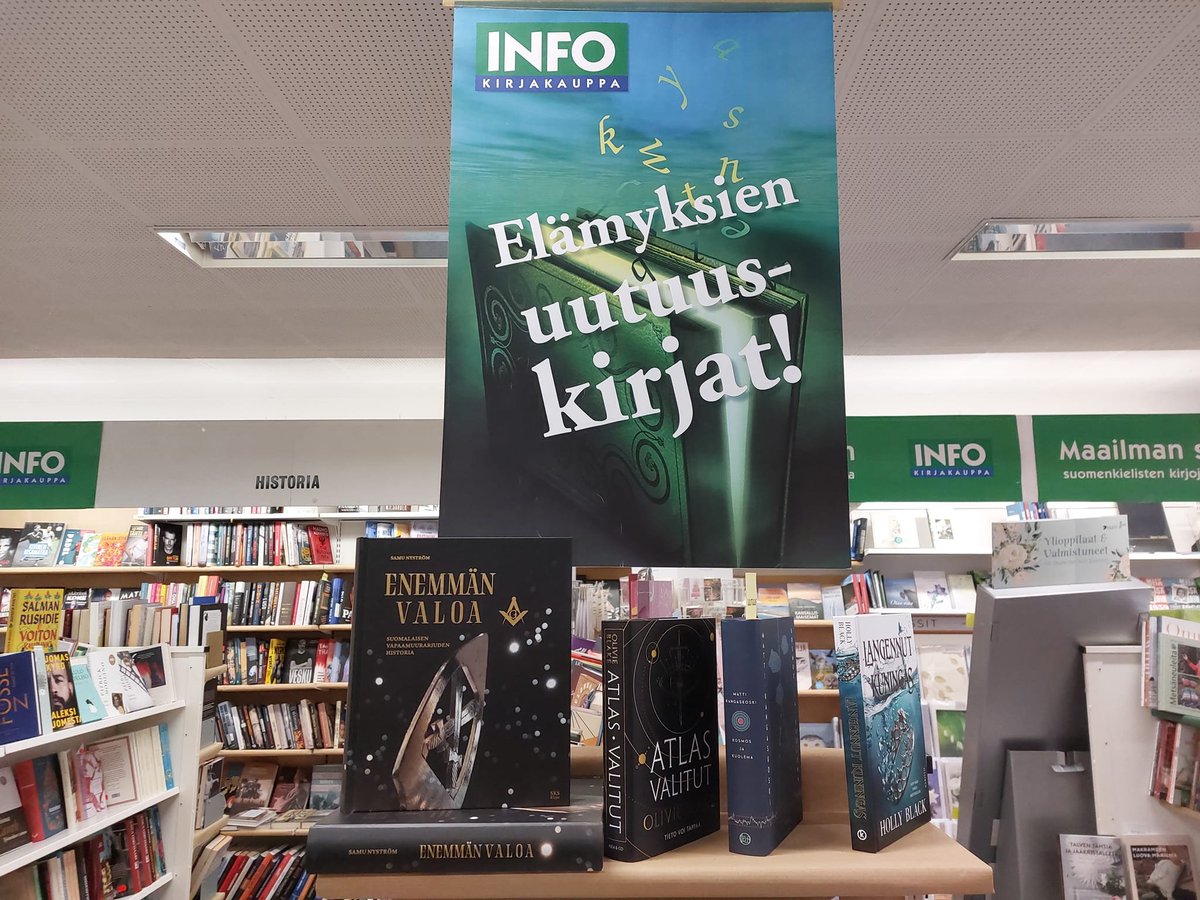 Eilen oli päivystävän dosentin Enemmän valoa -keikka Imatran Virta-opistolla. Tänään pyöräretki Vuoksen kirjaan ihailemaan vanhan hyvän ajan kirjakauppameininkiä. Etelä-Karjalan ruskakin oli ihan ookoo!