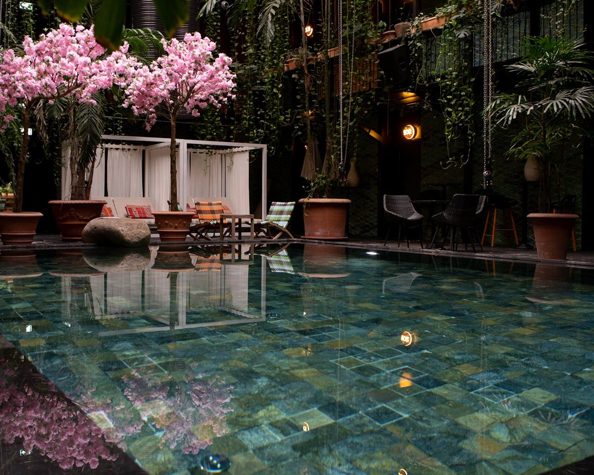 SecretTrips's tweet photo. Looking for an aquatic cocoon in which to idly float and forget about all your stressors? At the link you’ll find six of the very best indoor pools to luxuriate in. Wrinkles will ensue.⁠

https://t.co/2xHCF8NoQ6
⁠ https://t.co/lWLqg9UjgO