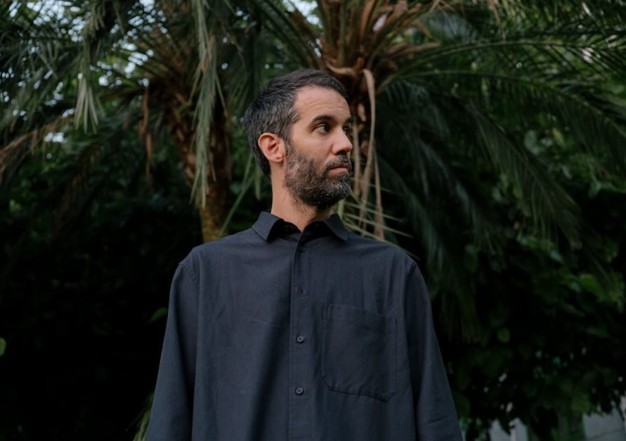ElectronicaRoll's tweet photo. El sello @FobiddenColours llega a su fin y se despide a lo grande con NO CLUB, el nuevo álbum de Zabala con una música que encapsula a la perfección la década de actividad musical de esta etiqueta que deja gran legado. https://t.co/ndp2wQ907f https://t.co/lcodtSWJEL