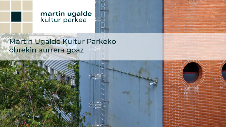 Aurreko astean aipatu genizuen, Kultur Parke burujabeago baten alde, eguzki panelak ipintzeko egin beharreko lehen lana, eskailera batzuk eta barandila ipintzea zela.

Bada, obraren fase hori amaitu dugu dagoeneko.

Aurrera goaz!

#MartinUgaldeKulturParkea #EnergiaBerriztagarria