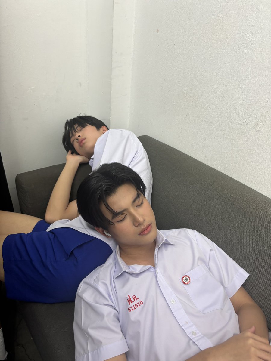 njprompt's tweet photo. @vvolkvoo ไม่พูดเยอะครับจะฟี่จะปี่ไรก็เป็นไปเถอะเอาเป็นว่าตามนั้น https://t.co/GGHtUVuIv4