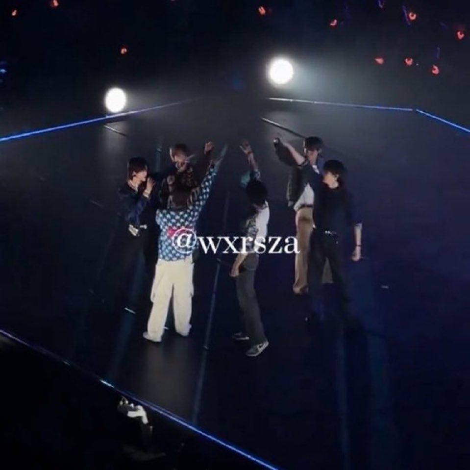 yoee52's tweet image. “there’s always a place to return” and i just cried. 💔