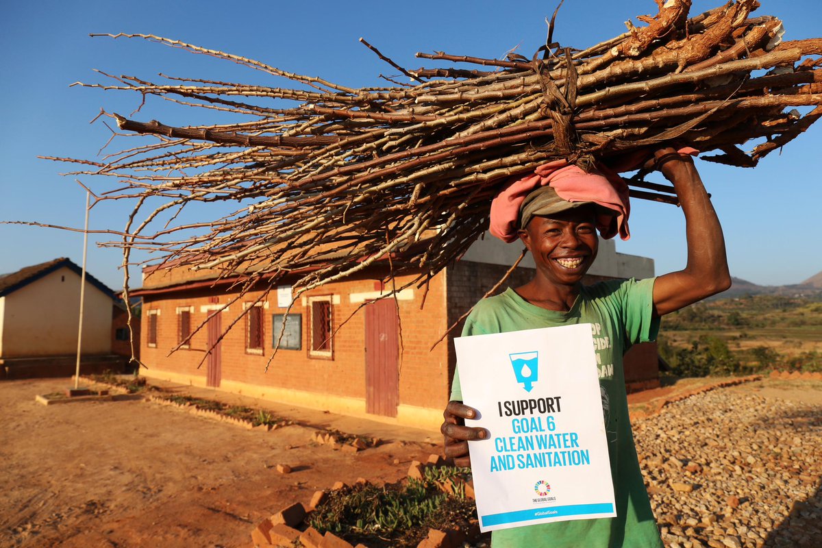 WaterAidWAfrica's tweet image. Investir dans l’eau et l’assainissement génère des bénéfices économiques, environnementaux mais aussi en terme de santé, de qualité de vie.

#AfricaWaterWeek #WaterAid #AMCOW #UNICEF