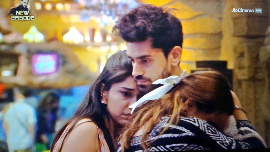 Bigg Boss 18 Eviction: Alice Kaushik Bids Farewell, Eisha and Avinash Left Heartbroken