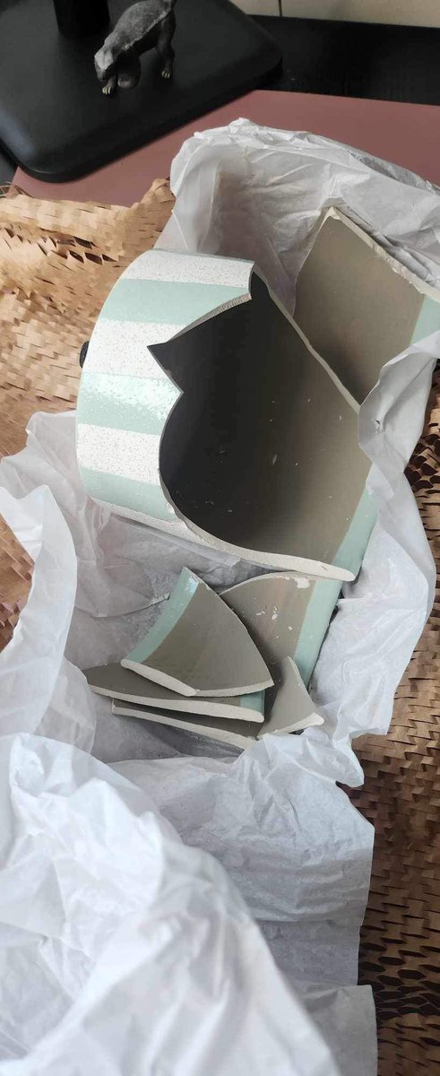 OrigIndieChick's tweet photo. @HelpAtGeorge hi, this arrived today. It would be dangerous to return as it’s in sharp pieces. Please advise? https://t.co/EOecyvxFsK