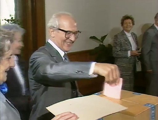 Please nominate <a href="/ColdWarPod/">Cold War Conversations Podcast</a> in the Discover Pods Awards.

Podcast Name: Cold War Conversations  Podcast

Website:  coldwarconversations.com 

Podcast Category: History

Use the link below to nominate us. Many thanks!

discoverpods.com/2024-podcast-a…