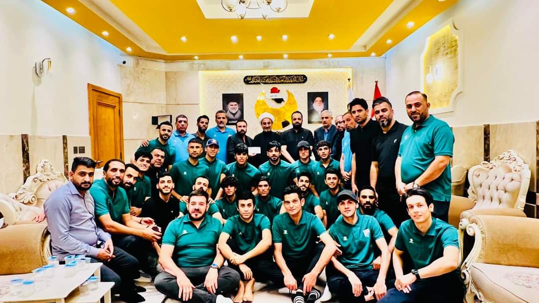 الآن 
نادي نفط الوسط الرياضي.
والكوادر التدريبية.
بالنجف الأشرف .
يساندون.
شعب.
لبنان.