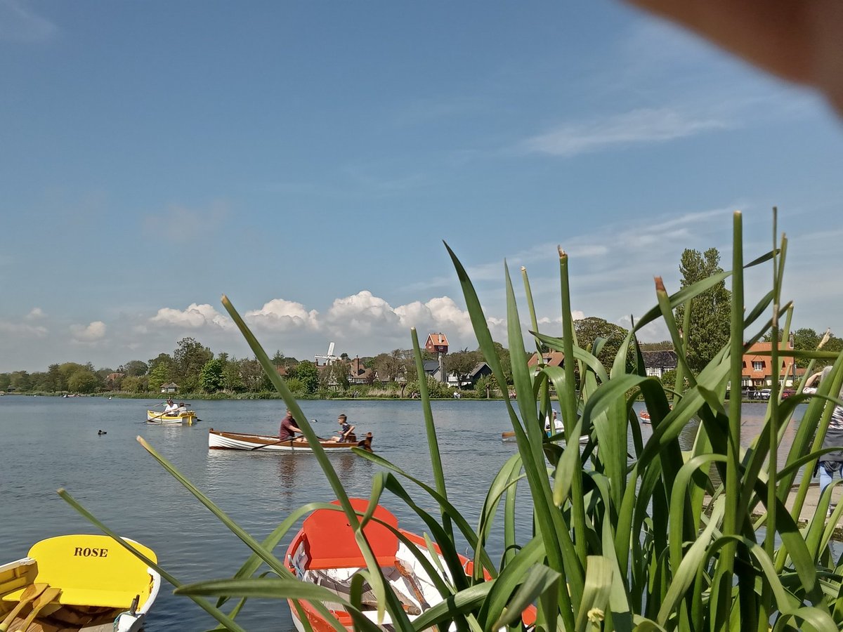 Sometimes I think I must be wearing a mask. The reactions I receive are strange in my eyes. Sometimes the delay in talking to me and the distant looks I get, are disconcerting. Does anyone else feel this way when living with Dementia?? Maybe it's getting worse, confusing me!