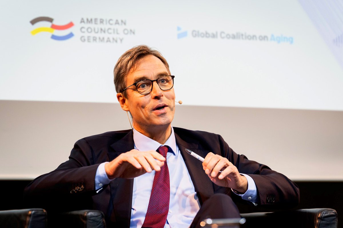 ronniekorver's tweet image. At the #SilverEconomyForum in Berlin we explored how to turn longevity into a source of strength. Moving beyond ‘quick fixes’ to a true transformation in healthcare, long term care, work &amp;amp; pensions. Here’s to a future that values healthy, active aging! #HealthyLongevity #SEF2024