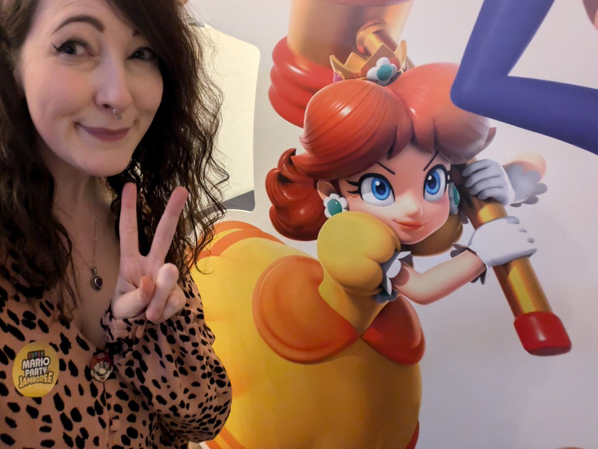 kirsty.yogscast on bluesky ✨ tweet media