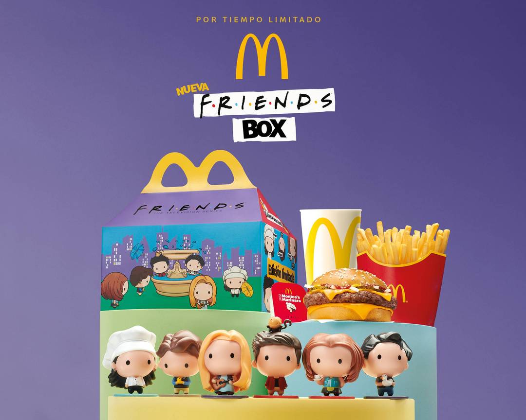 friendsdozu's tweet photo. McDonalds yurtdışında, Friends'in 30. yıl dönümü şerefine Friends Box adlı figür hediyeli yetişkin menüsünü satışa çıkardı.

Menü Türkiye'de satışa çıkacak mı bilinmiyor.
(#reklam degil) https://t.co/7GQUnLZjYA