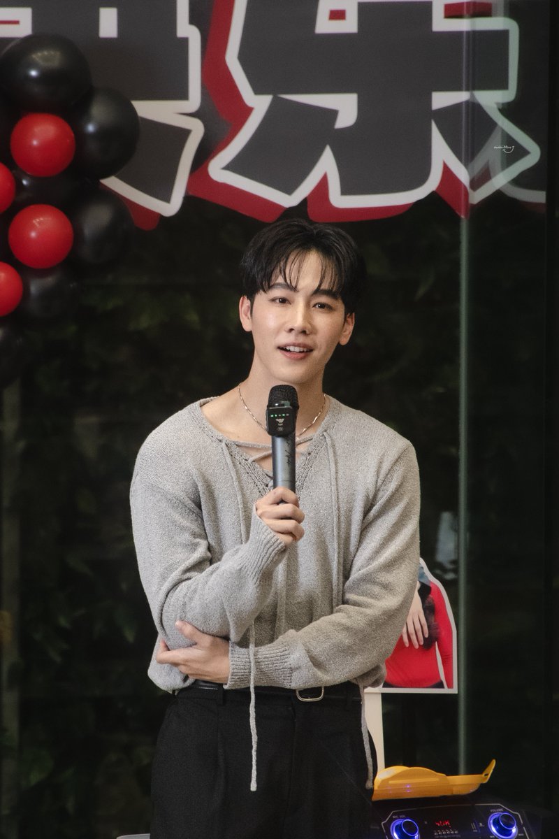 doubleminee's tweet photo. ☀️

คสข.

 ꒰ #warwanarat . @warwanarat ꒱

           ` #JACKANDJOKERxFANDOMLIVE

  ♡︎ #dbmsnapp☺︎︎☻︎📷 https://t.co/9FlH83GnVo