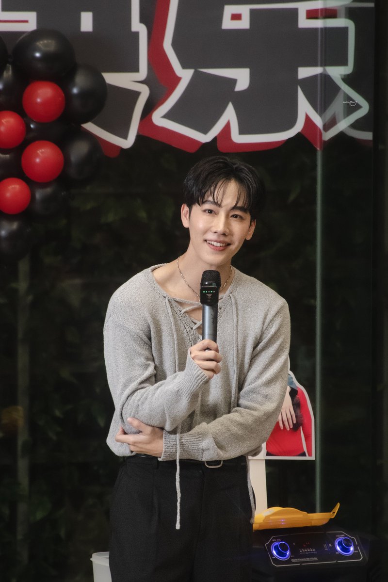 doubleminee's tweet photo. ☀️

คสข.

 ꒰ #warwanarat . @warwanarat ꒱

           ` #JACKANDJOKERxFANDOMLIVE

  ♡︎ #dbmsnapp☺︎︎☻︎📷 https://t.co/9FlH83GnVo