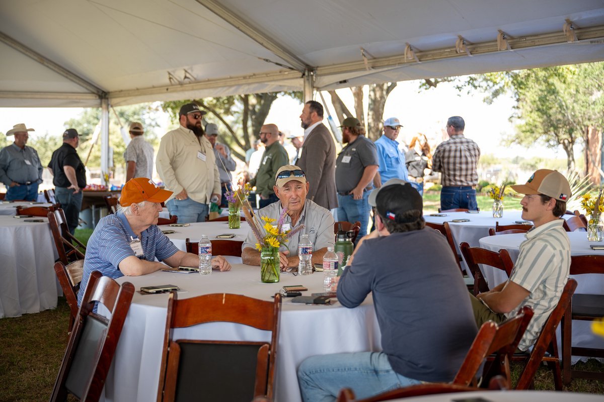 TXAgLandTrust's tweet photo. One week since the Innovation Summit, where discussions on carbon, biodiversity, and water markets highlighted conservation’s urgency. The event showcased partnerships between corporations and ranchers to preserve working lands and tap into ecosystem service markets. https://t.co/d1CanWCmnh